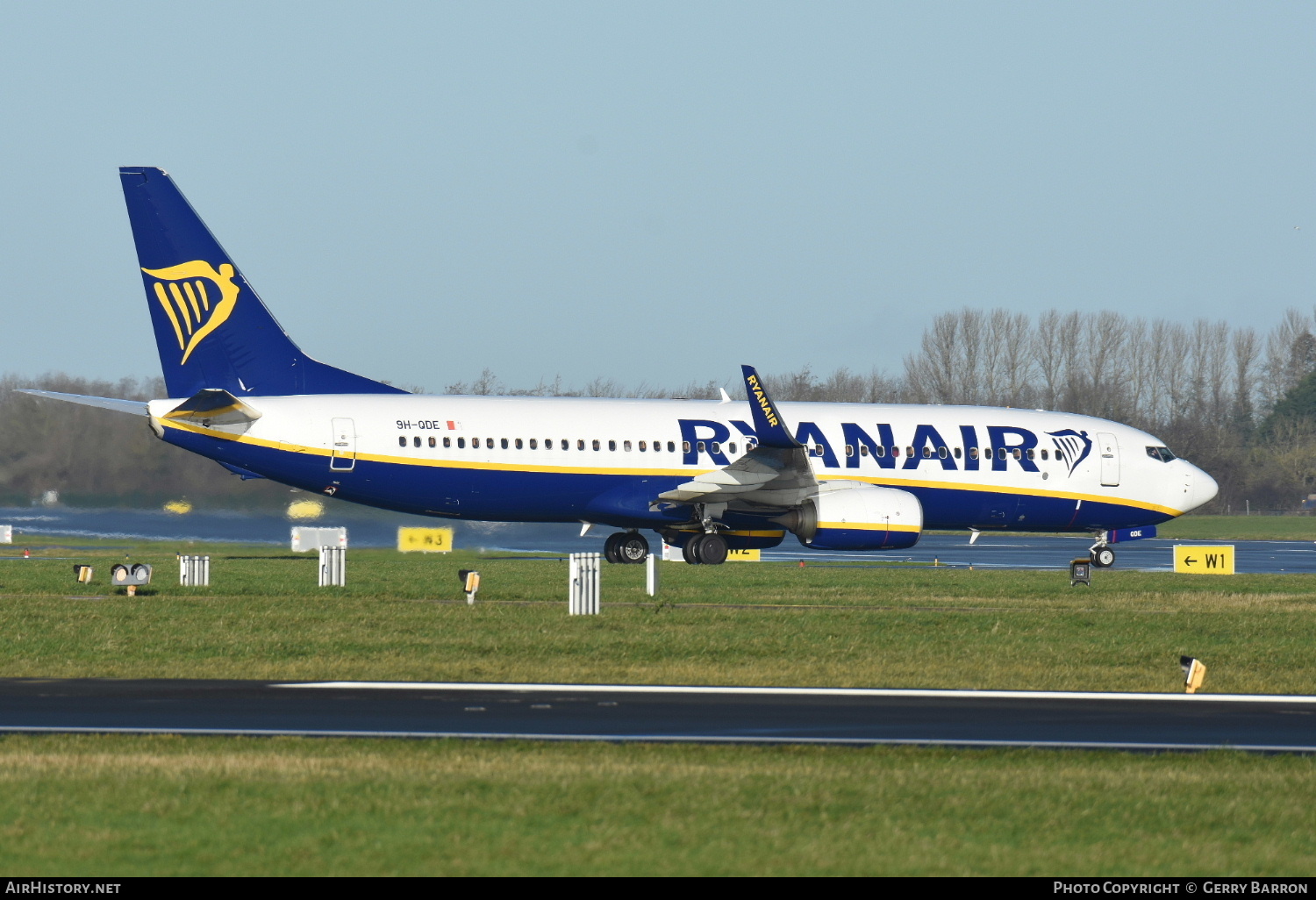 Aircraft Photo of 9H-QDE | Boeing 737-800 | Ryanair | AirHistory.net #310677