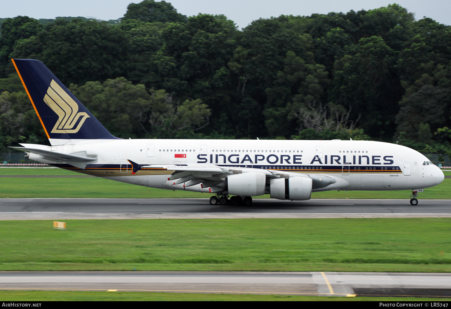 Aircraft Photo of 9V-SKA | Airbus A380-841 | Singapore Airlines | AirHistory.net #310758