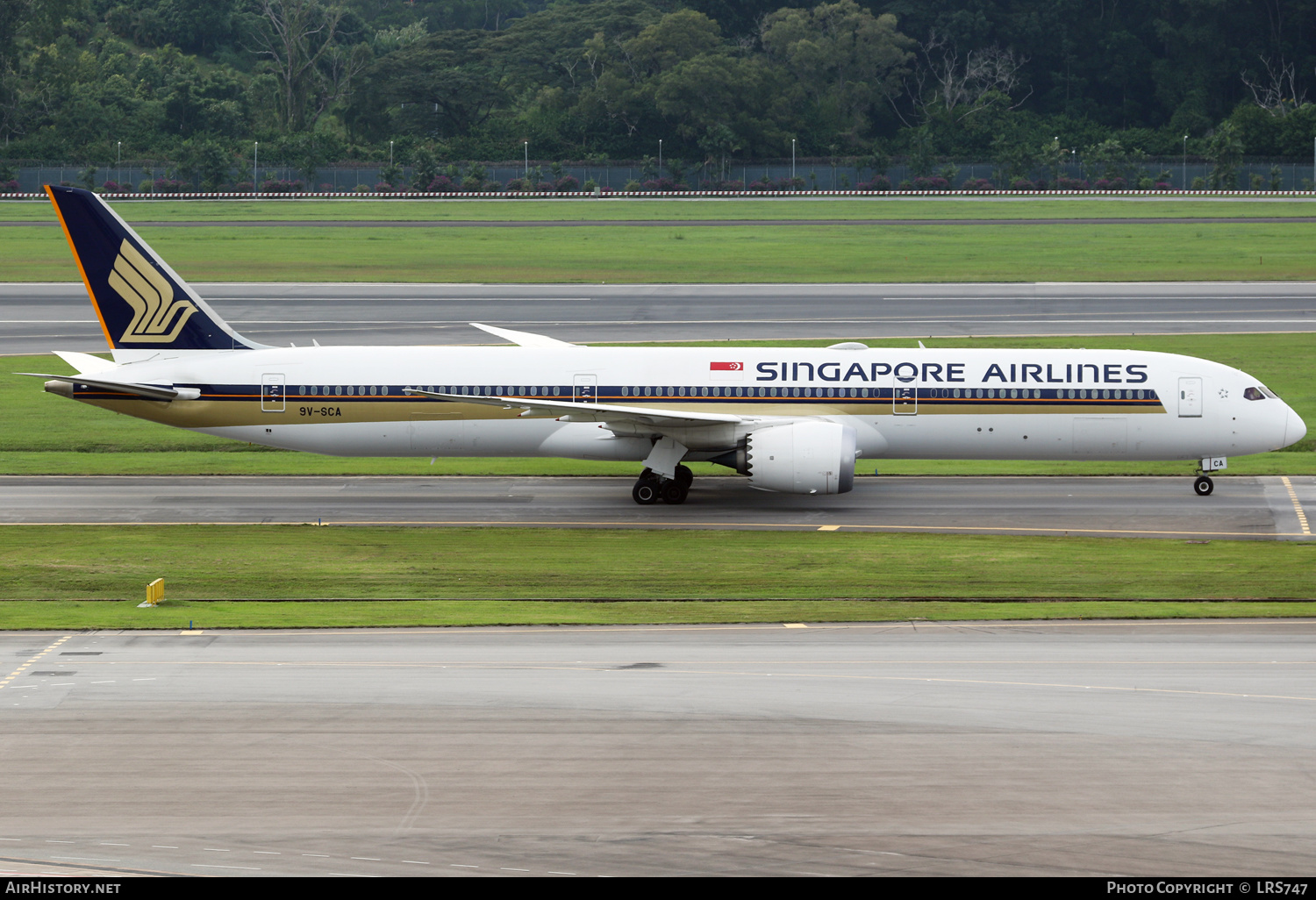 Aircraft Photo of 9V-SCA | Boeing 787-10 Dreamliner | Singapore Airlines | AirHistory.net #310805