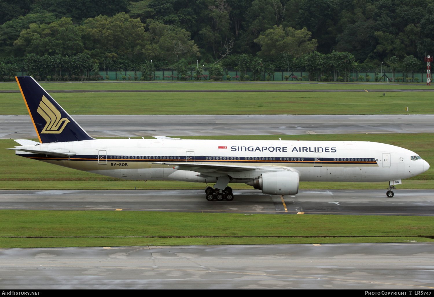Aircraft Photo of 9V-SQB | Boeing 777-212/ER | Singapore Airlines | AirHistory.net #310828