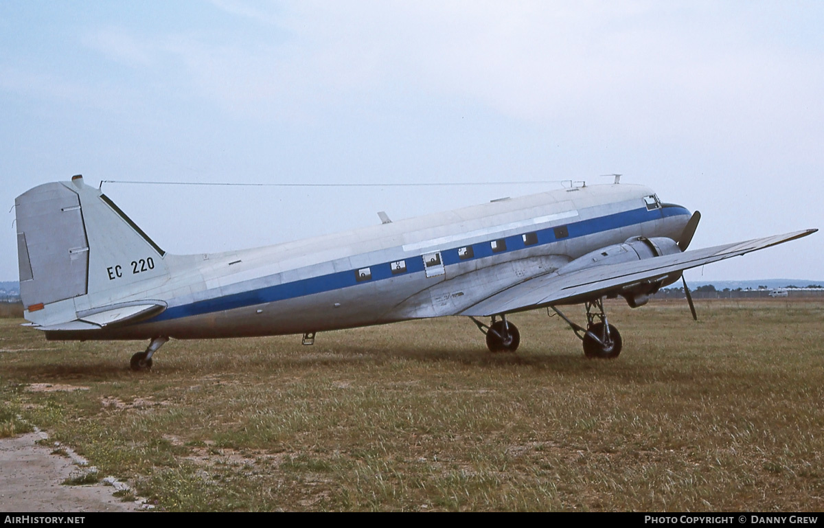 Aircraft Photo of EC-220 | Douglas C-47B Skytrain | Aeromarket Transporte Aereo de Mercania | AirHistory.net #310838