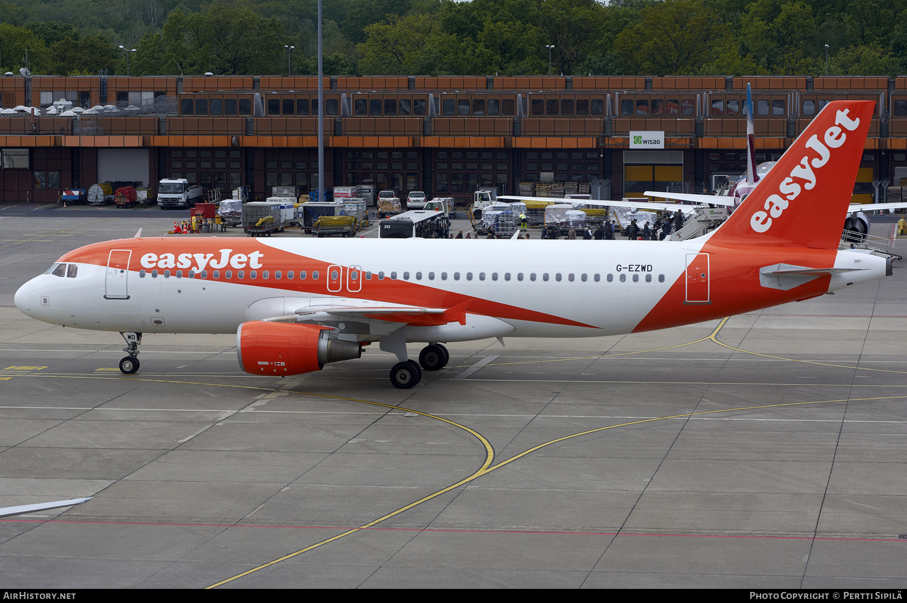 Aircraft Photo of G-EZWD | Airbus A320-214 | EasyJet | AirHistory.net #310857