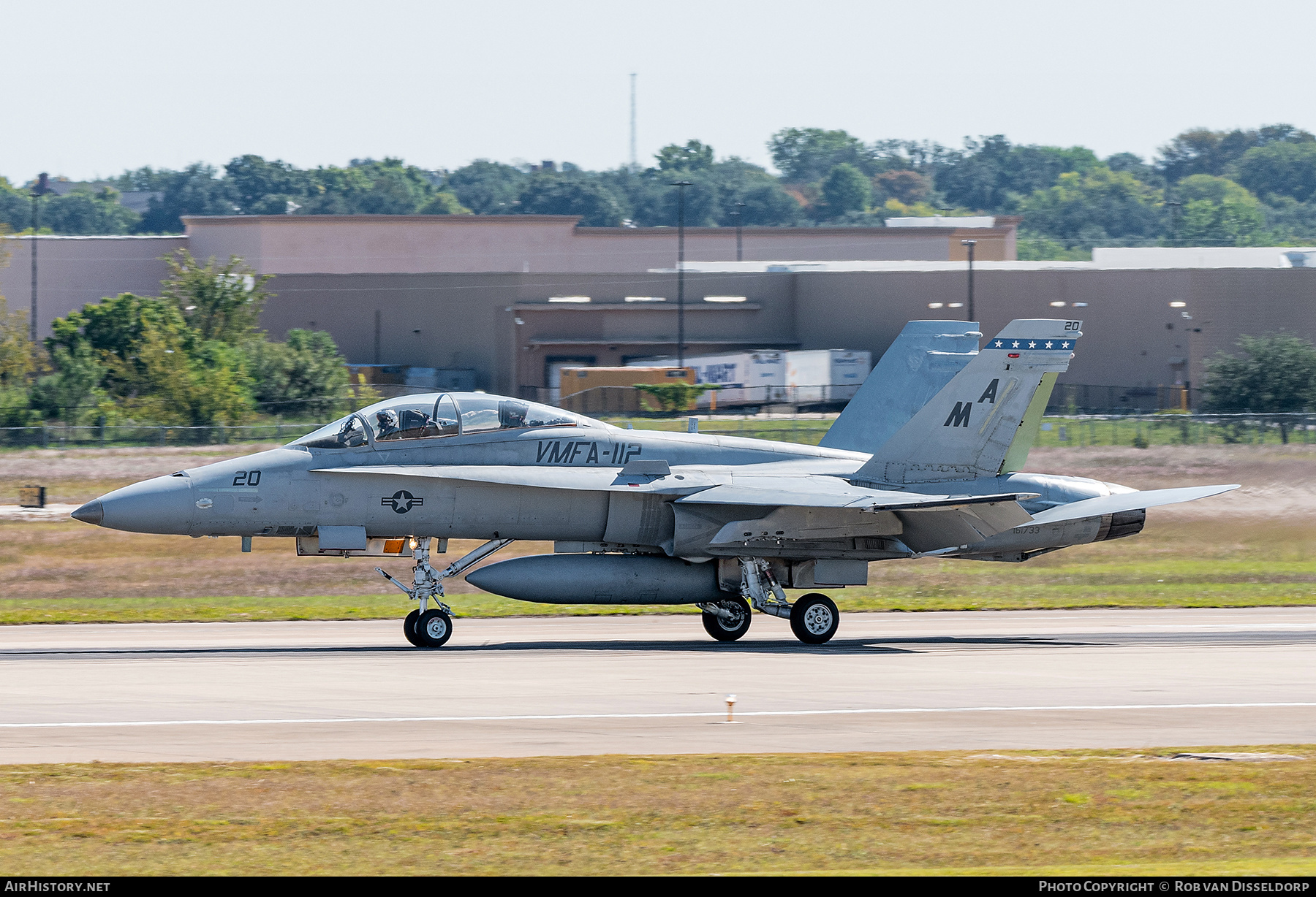 Aircraft Photo of 161733 | McDonnell Douglas F/A-18B Hornet | USA - Marines | AirHistory.net #310862