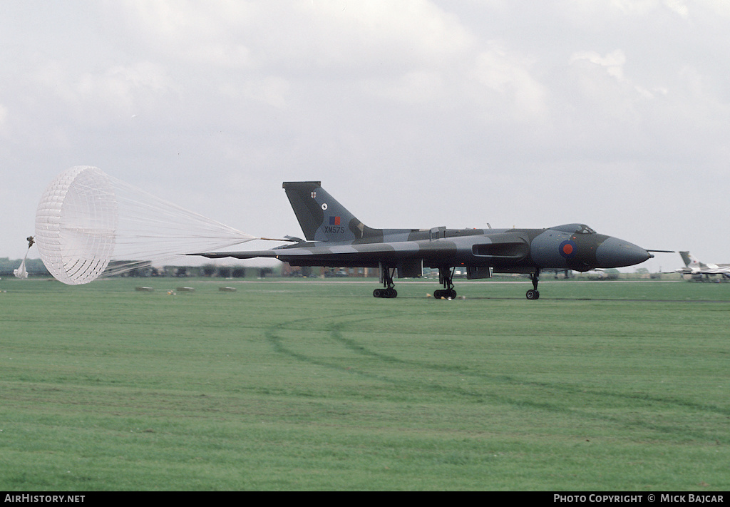 Aircraft Photo of XM575 | Avro 698 Vulcan B.2A | UK - Air Force | AirHistory.net #310878