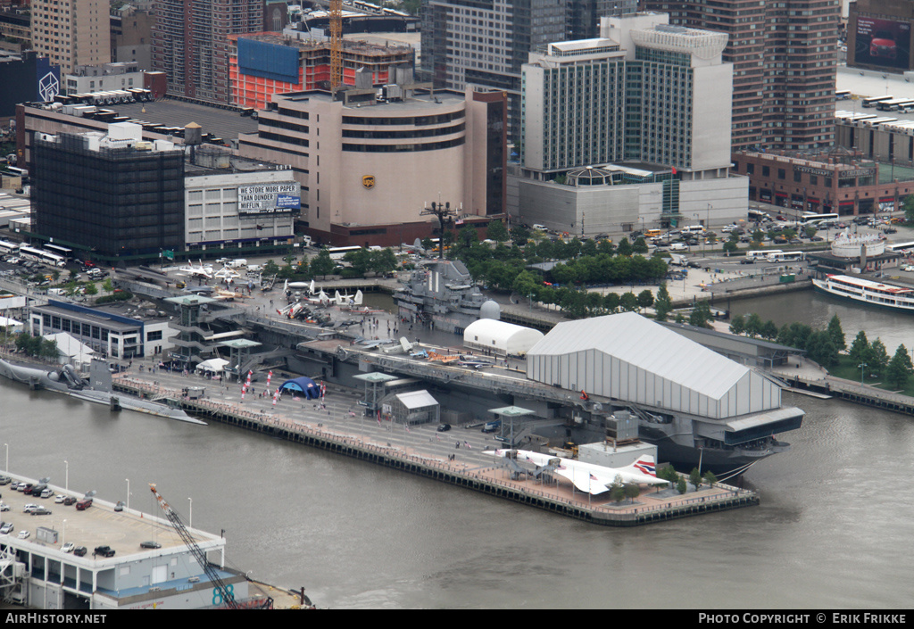 Airport photo of New York / USS Intrepid [ Off-Airport ] in New York, United States | AirHistory.net #311094