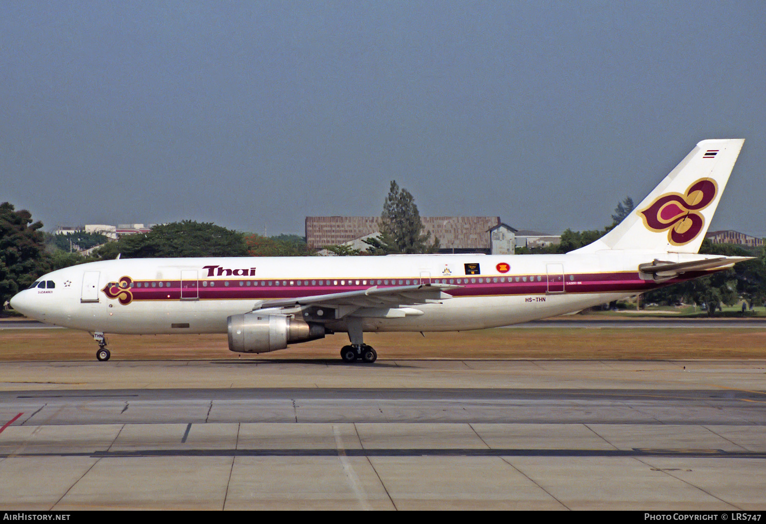 Aircraft Photo of HS-THN | Airbus A300B4-103 | Thai Airways International | AirHistory.net #311486