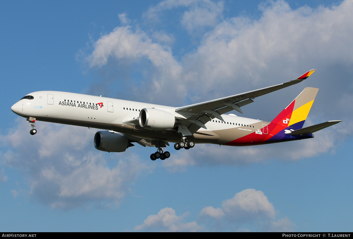 Aircraft Photo of F-WZFF | Airbus A350-941 | Asiana Airlines | AirHistory.net #311714