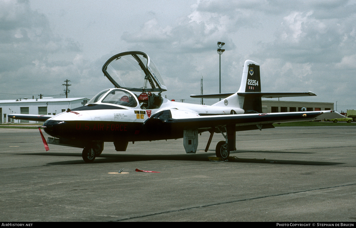 Aircraft Photo of 67-22254 / 22254 | Cessna T-37B Tweety Bird | USA - Air Force | AirHistory.net #311878