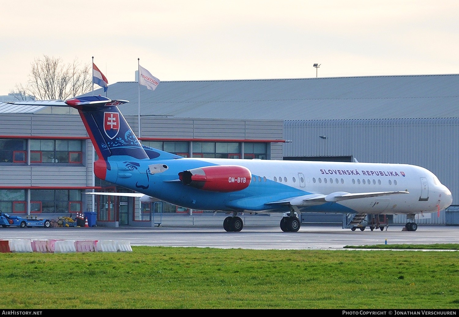 Aircraft Photo of OM-BYB | Fokker 100 (F28-0100) | Slovakia - Government | AirHistory.net #312012