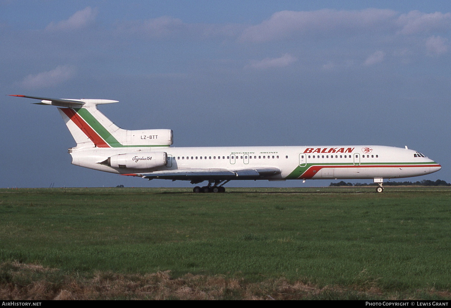 Aircraft Photo of LZ-BTT | Tupolev Tu-154B-2 | Balkan - Bulgarian Airlines | AirHistory.net #312028