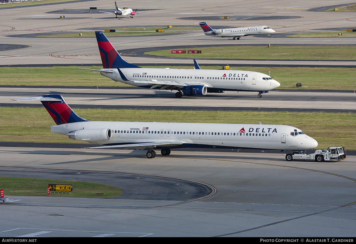 Aircraft Photo of N919DL | McDonnell Douglas MD-88 | Delta Air Lines | AirHistory.net #312258