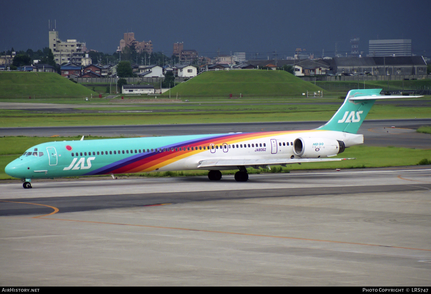 Aircraft Photo of JA8062 | McDonnell Douglas MD-90-30 | Japan Air System - JAS | AirHistory.net #312303