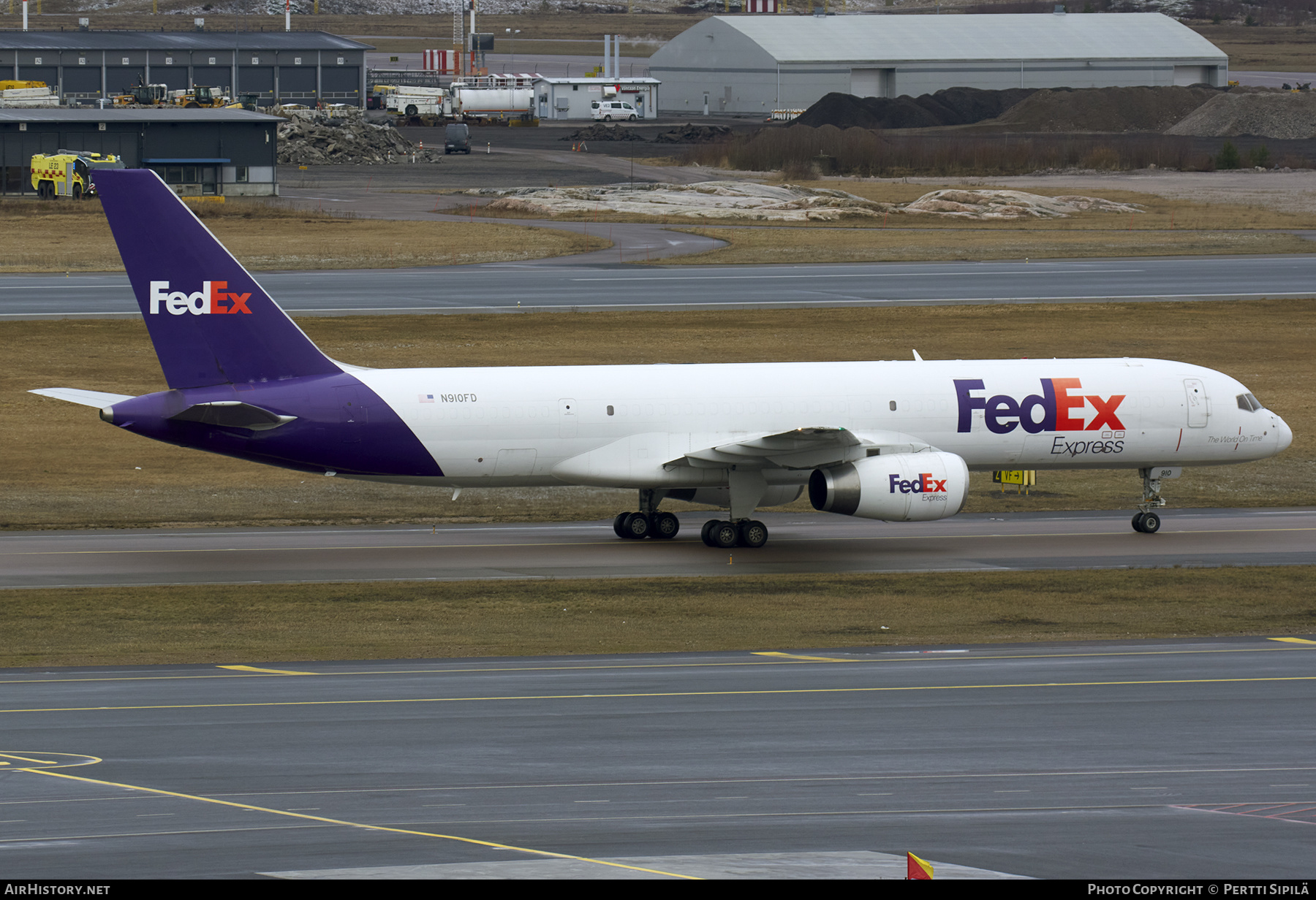 Aircraft Photo of N910FD | Boeing 757-236/SF | FedEx Express | AirHistory.net #312428