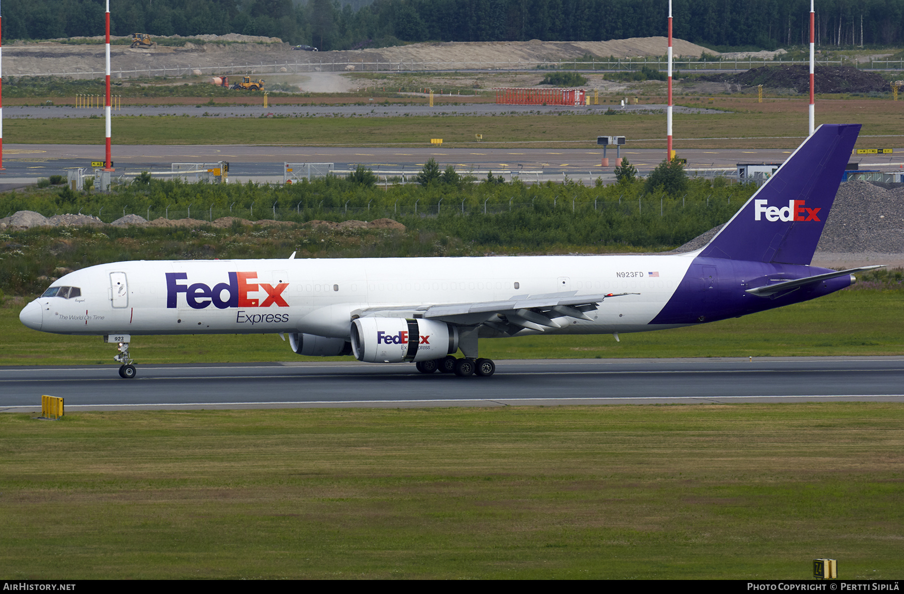 Aircraft Photo of N923FD | Boeing 757-204(SF) | FedEx Express - Federal Express | AirHistory.net #312446