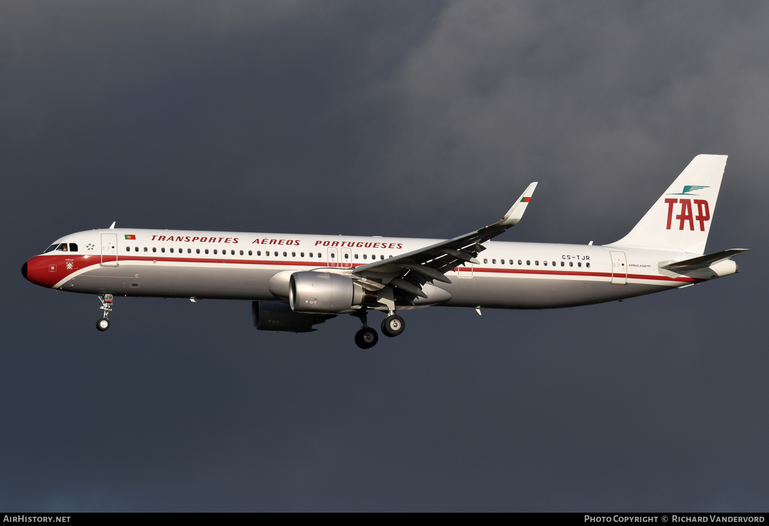 Aircraft Photo of CS-TJR | Airbus A321-251NX | TAP Air Portugal | TAP - Transportes Aéreos Portugueses | AirHistory.net #312500