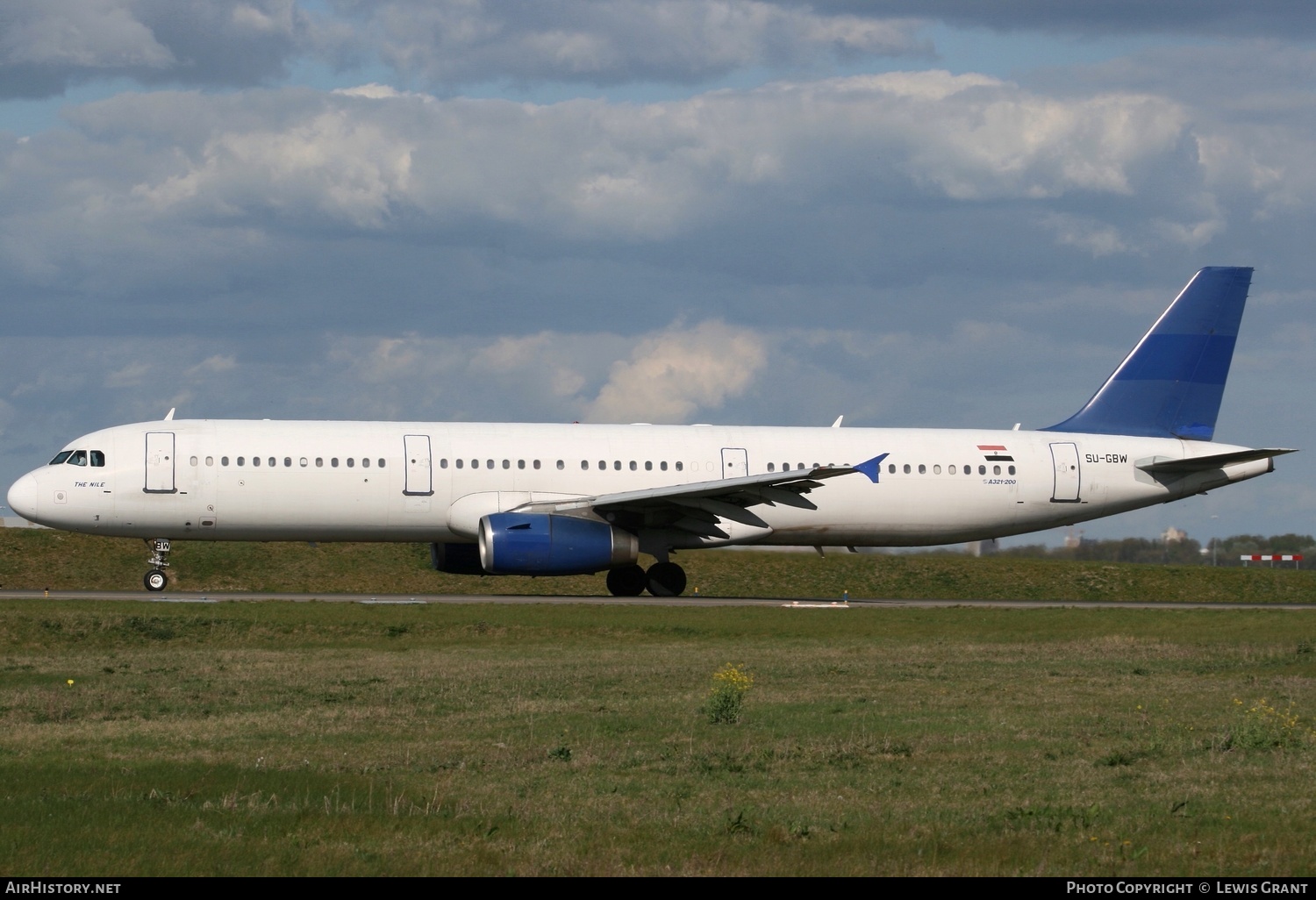 Aircraft Photo of SU-GBW | Airbus A321-231 | EgyptAir | AirHistory.net #312535