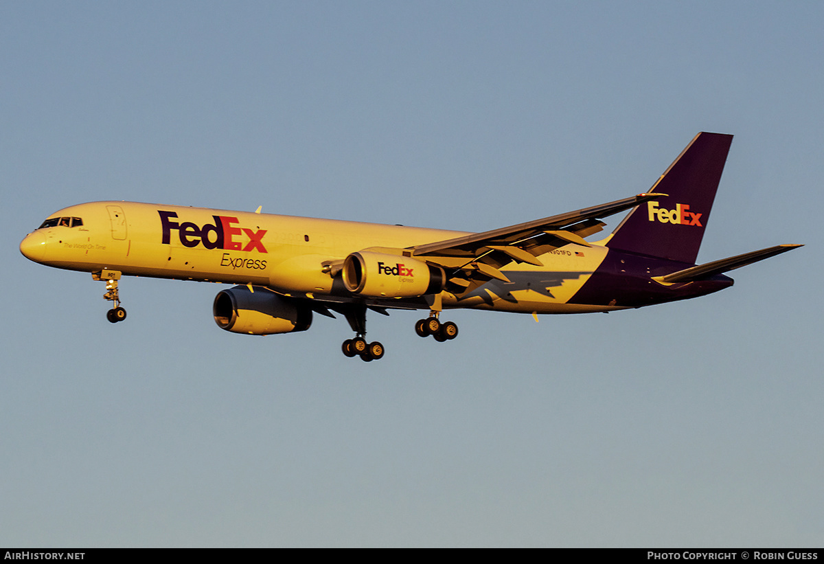 Aircraft Photo of N901FD | Boeing 757-2B7(SF) | FedEx Express - Federal Express | AirHistory.net #312603