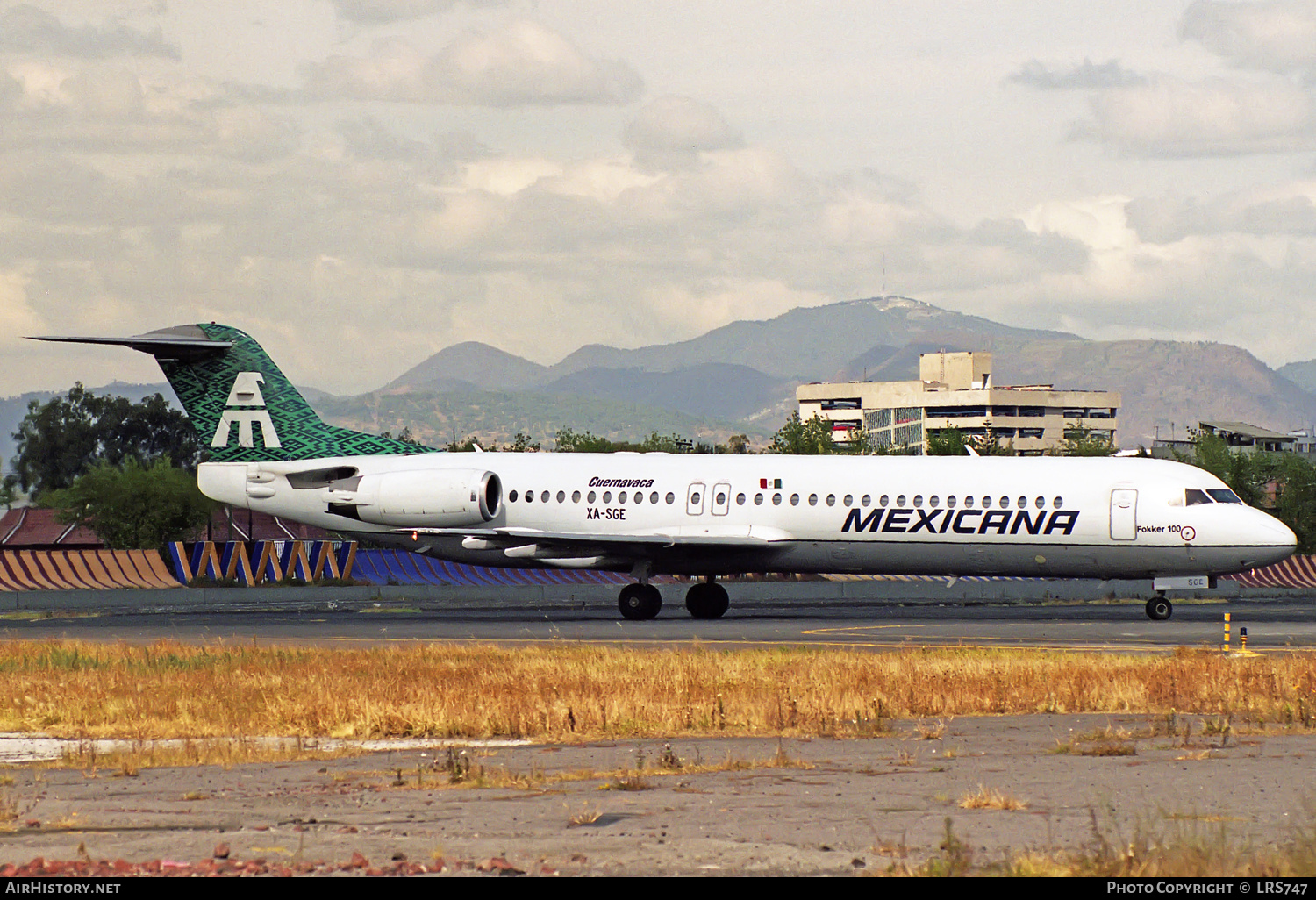 Aircraft Photo of XA-SGE | Fokker 100 (F28-0100) | Mexicana | AirHistory.net #312643