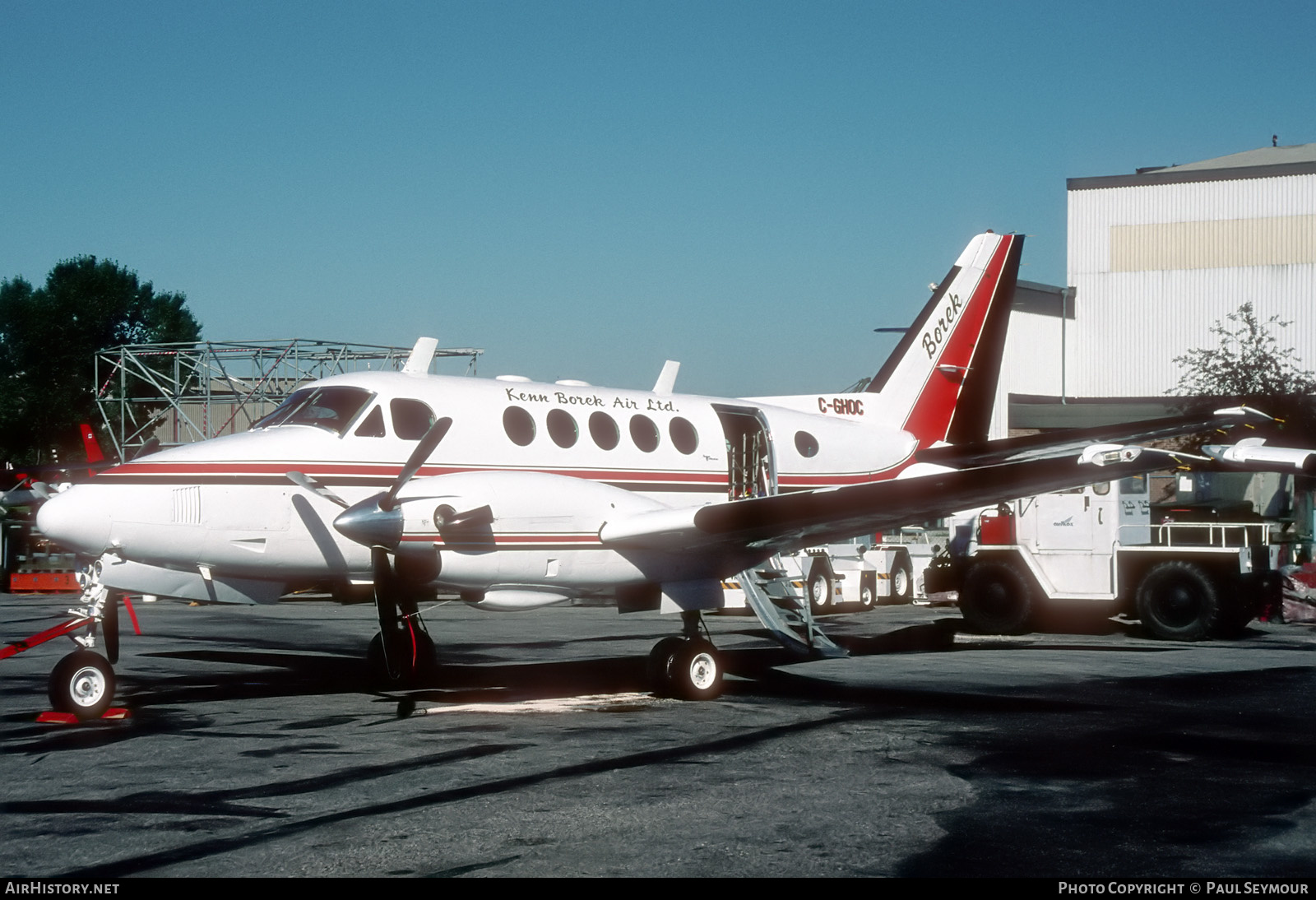 Aircraft Photo of C-GHOC | Beech A100 King Air | Kenn Borek Air | AirHistory.net #312655