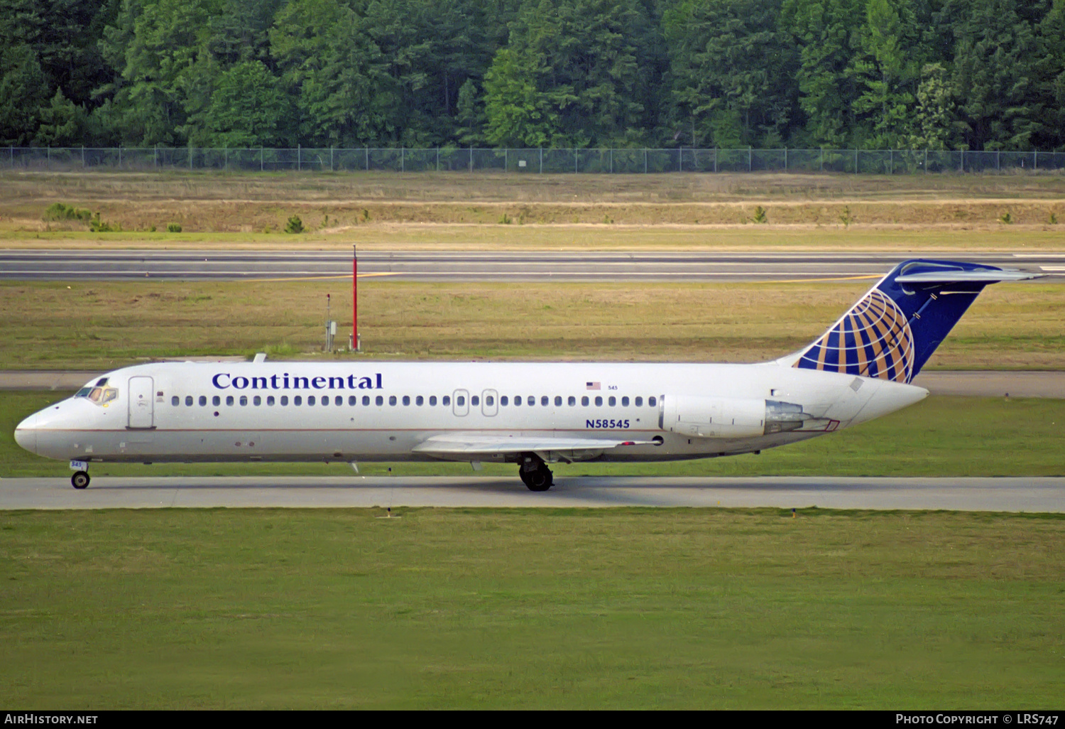 Aircraft Photo of N58545 | McDonnell Douglas DC-9-32 | Continental Airlines | AirHistory.net #312897