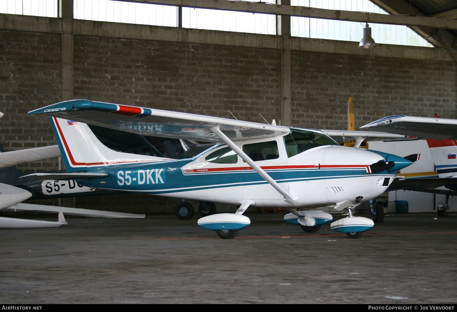Aircraft Photo of S5-DKK | Cessna 182P Skylane | AirHistory.net #313019