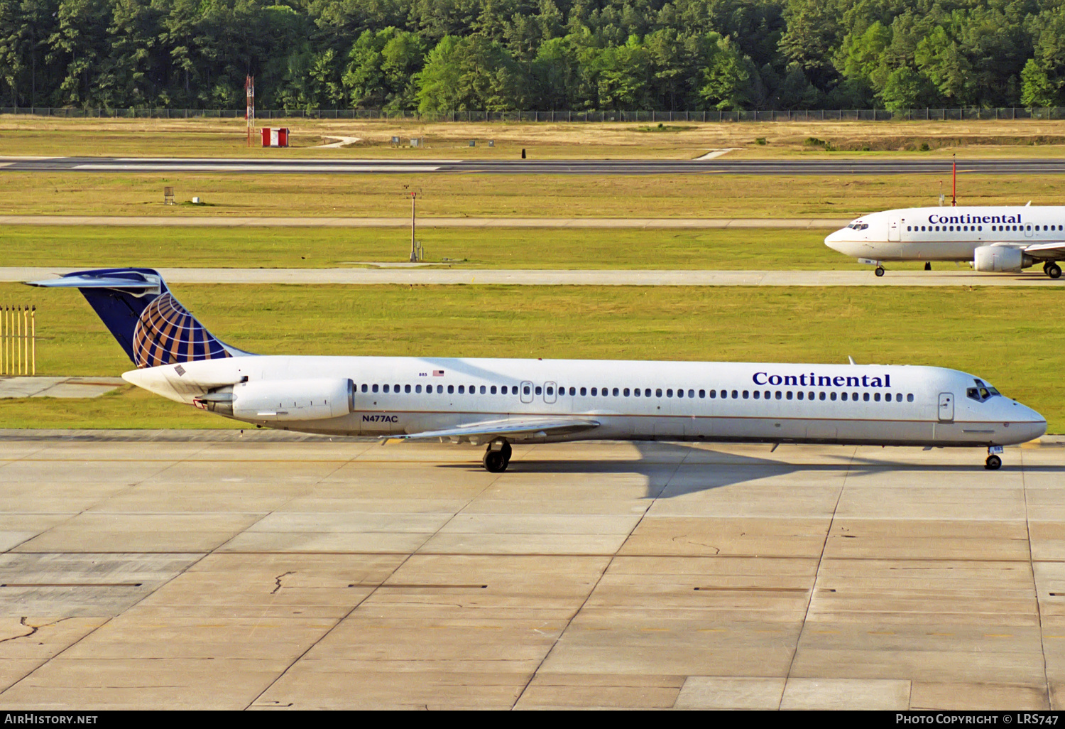 Aircraft Photo of N477AC | McDonnell Douglas MD-82 (DC-9-82) | Continental Airlines | AirHistory.net #313024