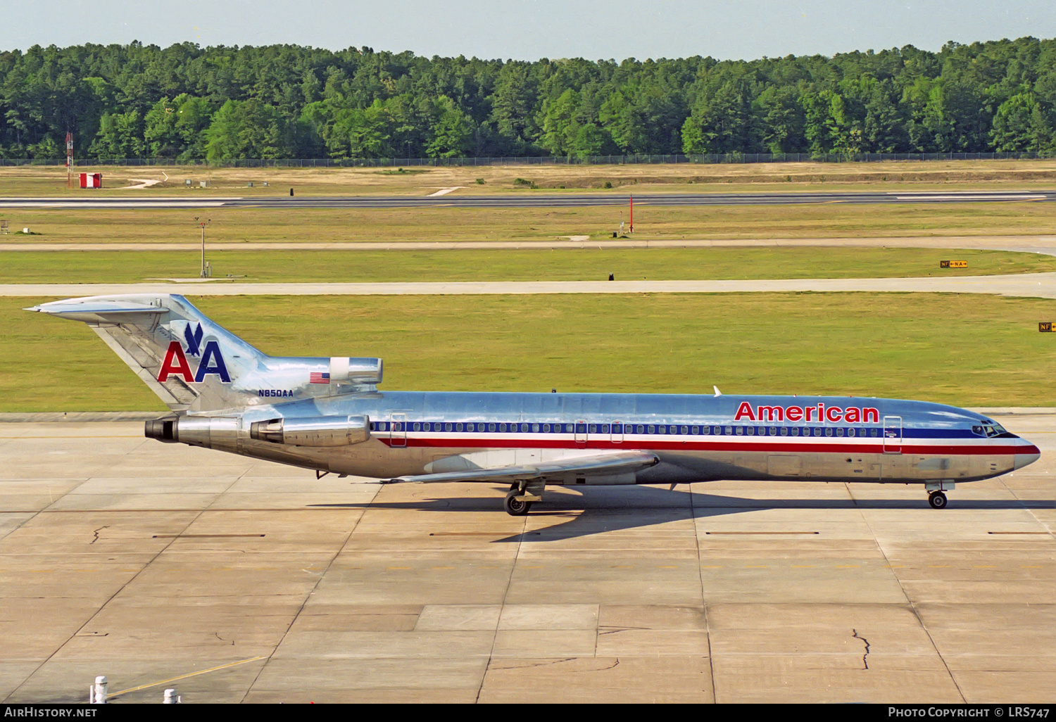 Aircraft Photo of N850AA | Boeing 727-223/Adv | American Airlines | AirHistory.net #313095