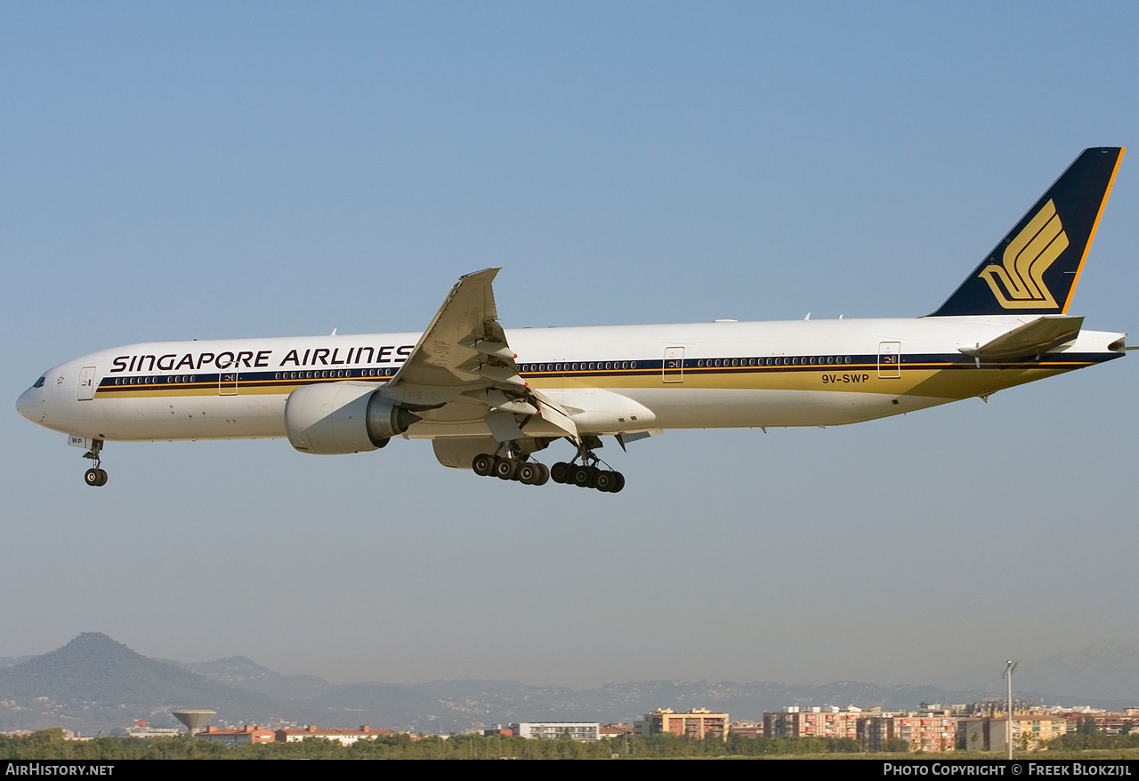 Aircraft Photo of 9V-SWP | Boeing 777-312/ER | Singapore Airlines | AirHistory.net #313224