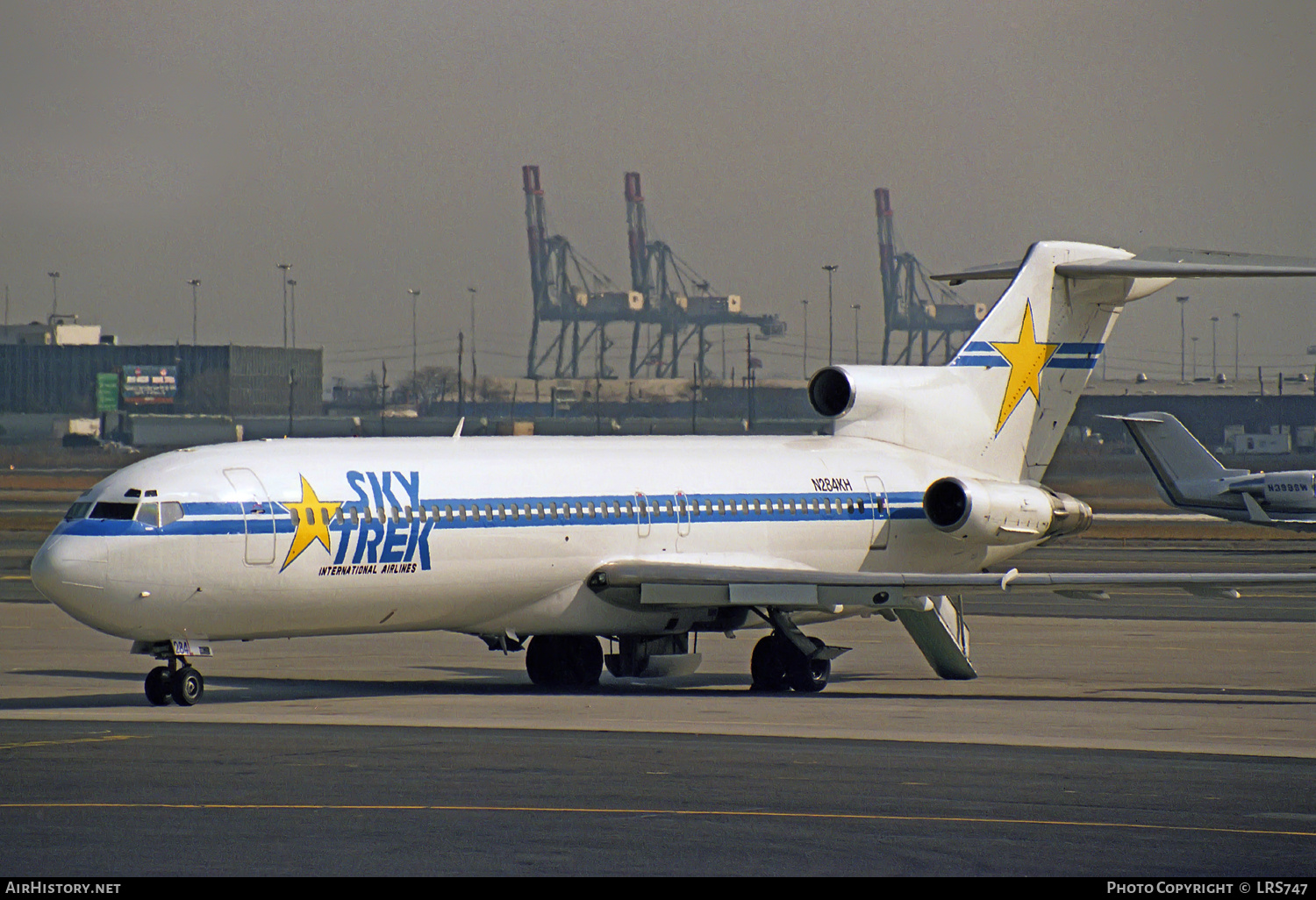 Aircraft Photo of N284KH | Boeing 727-2J0/Adv | Sky Trek International Airlines | AirHistory.net #313278
