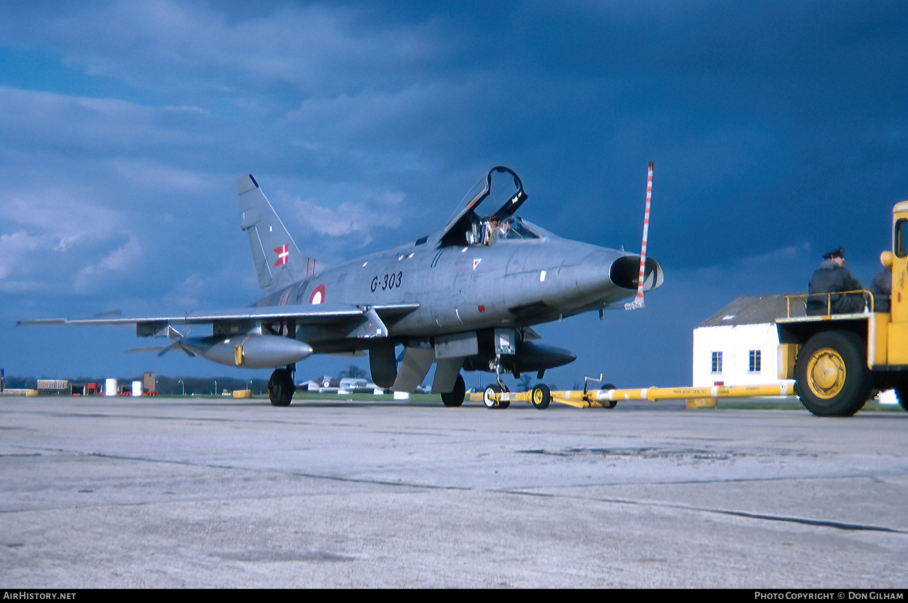 Aircraft Photo of G-303 / 42303 | North American F-100D Super Sabre | Denmark - Air Force | AirHistory.net #313466