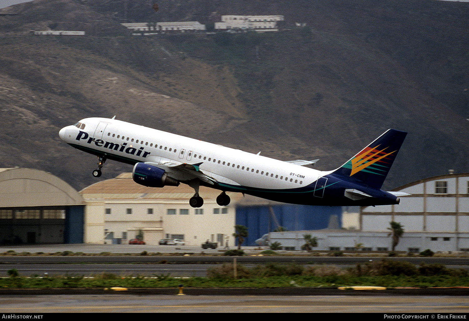 Aircraft Photo of OY-CNM | Airbus A320-211 | Premiair | AirHistory.net #313591