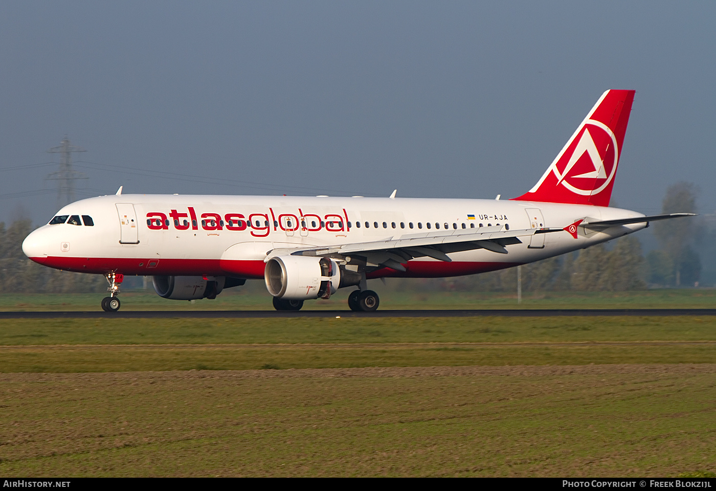 Aircraft Photo of UR-AJA | Airbus A320-214 | AtlasGlobal Airlines | AirHistory.net #313645