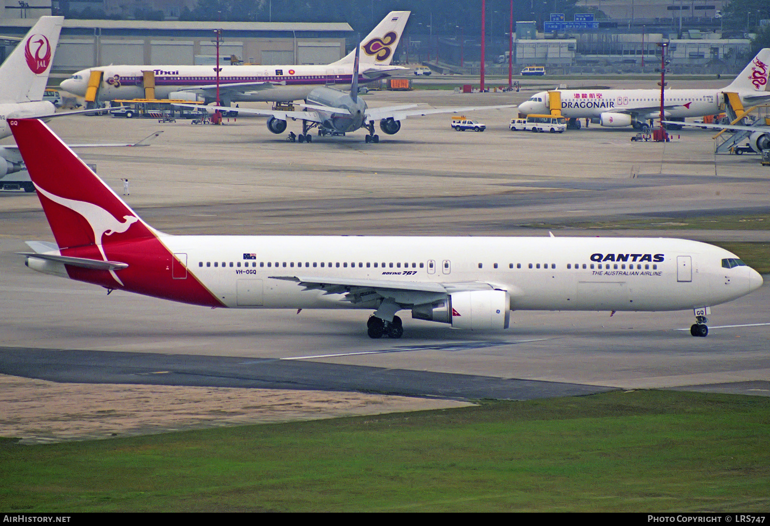 Aircraft Photo of VH-OGQ | Boeing 767-338/ER | Qantas | AirHistory.net #313655
