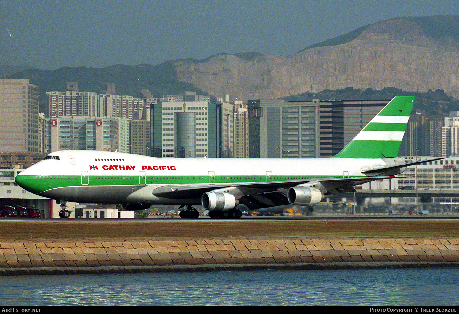 Aircraft Photo of VR-HIE | Boeing 747-267B | Cathay Pacific Airways | AirHistory.net #313674