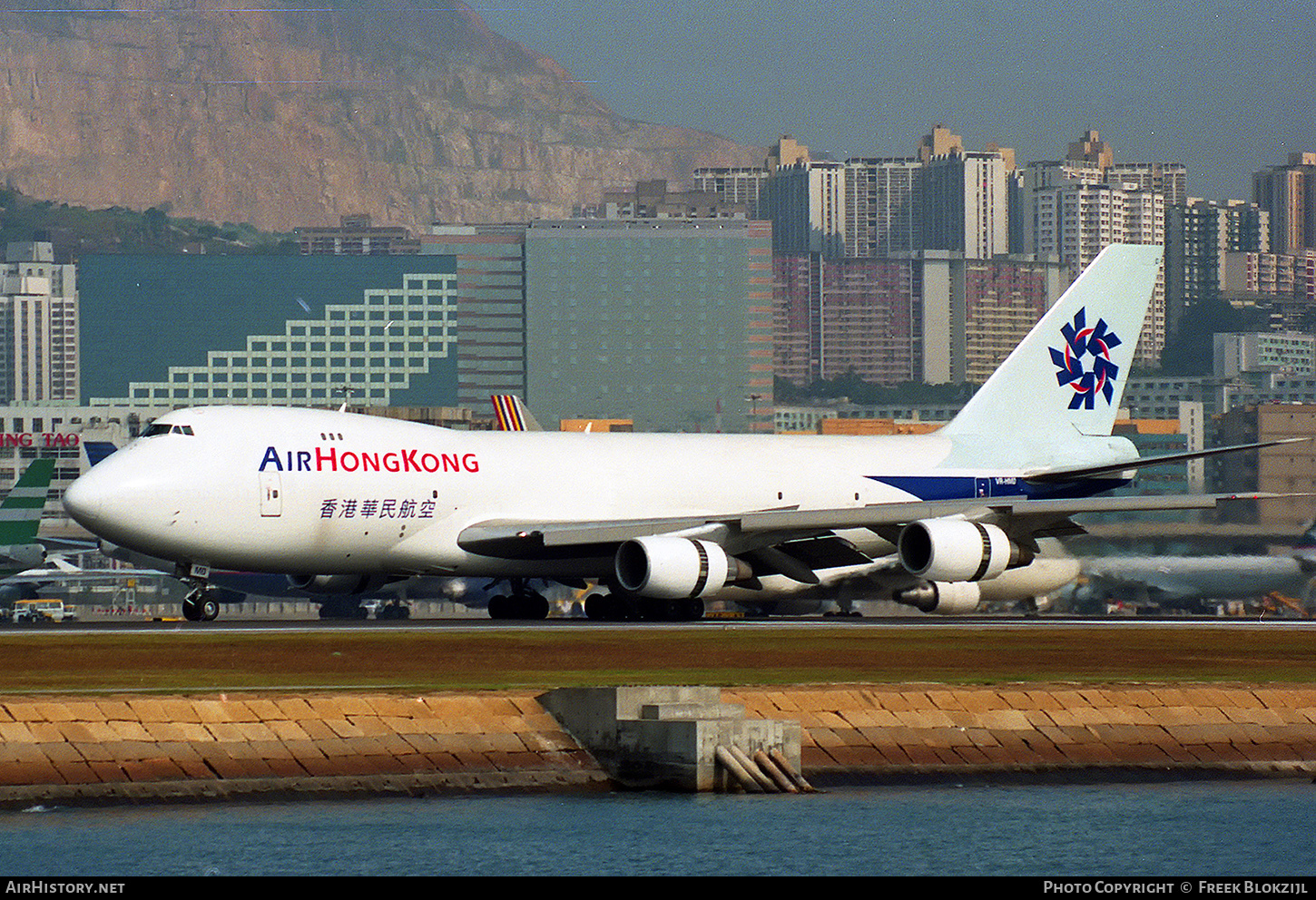 Aircraft Photo of VR-HMD | Boeing 747-2L5B(SF) | Air Hong Kong | AirHistory.net #313676