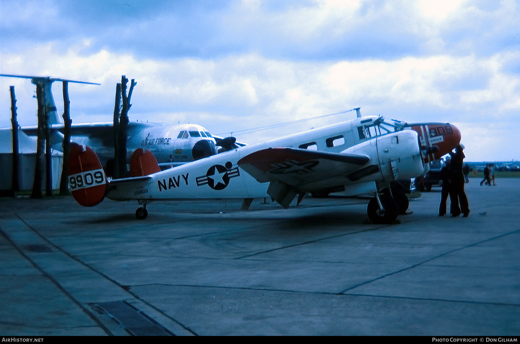 Aircraft Photo of 39909 / 9909 | Beech UC-45J Expeditor | USA - Navy | AirHistory.net #313709