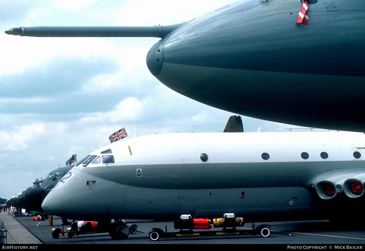 Aircraft Photo of XV252 | Hawker Siddeley HS-801 Nimrod MR.1 | UK - Air Force | AirHistory.net #313772