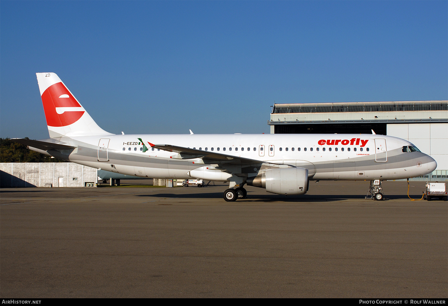 Aircraft Photo of I-EEZD | Airbus A320-214 | Eurofly | AirHistory.net #313792