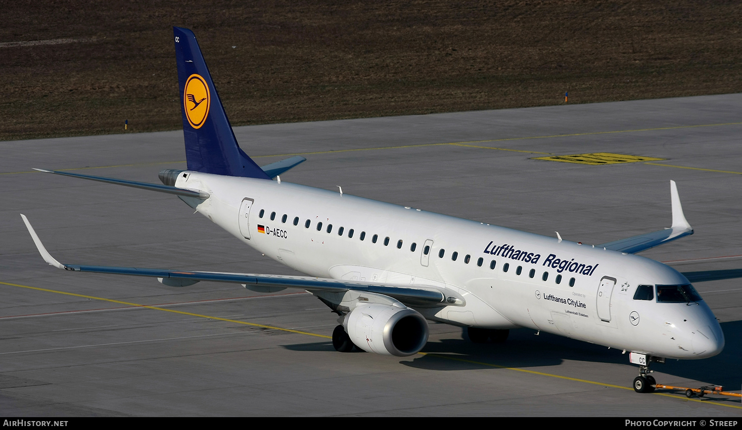 Aircraft Photo of D-AECC | Embraer 190LR (ERJ-190-100LR) | Lufthansa Regional | AirHistory.net #313809