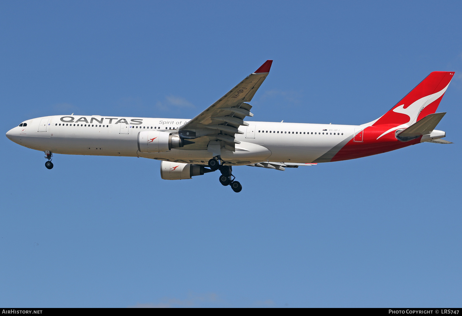 Aircraft Photo of VH-QPJ | Airbus A330-303 | Qantas | AirHistory.net #313830