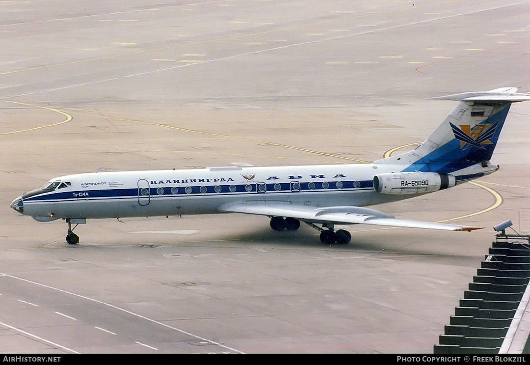 Aircraft Photo of RA-65090 | Tupolev Tu-134A | Kaliningrad Avia | AirHistory.net #313837