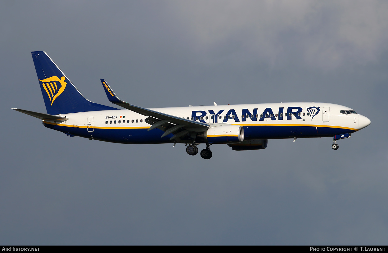 Aircraft Photo of EI-GDY | Boeing 737-800 | Ryanair | AirHistory.net #313847
