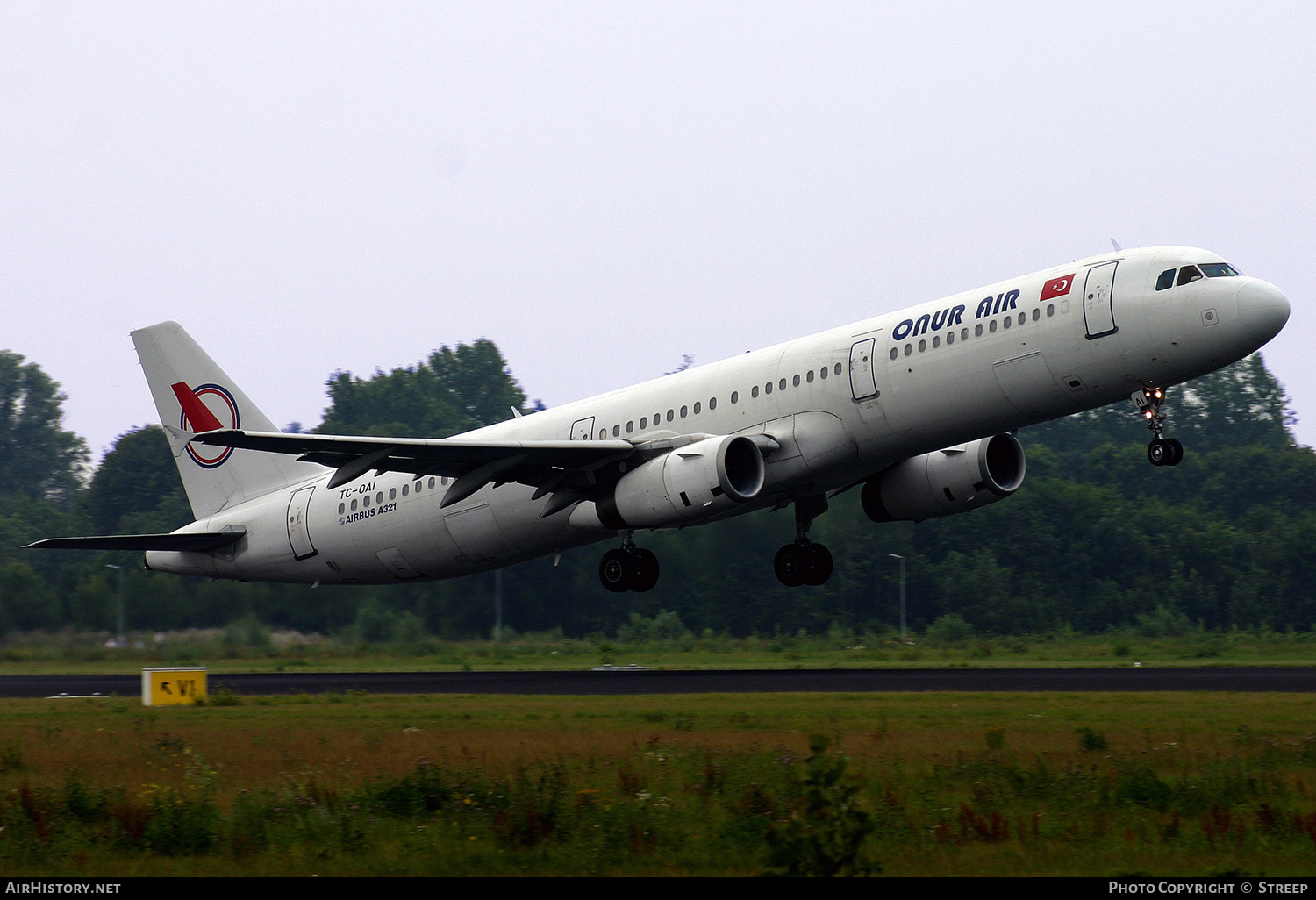 Aircraft Photo of TC-OAI | Airbus A321-231 | Onur Air | AirHistory.net #313971
