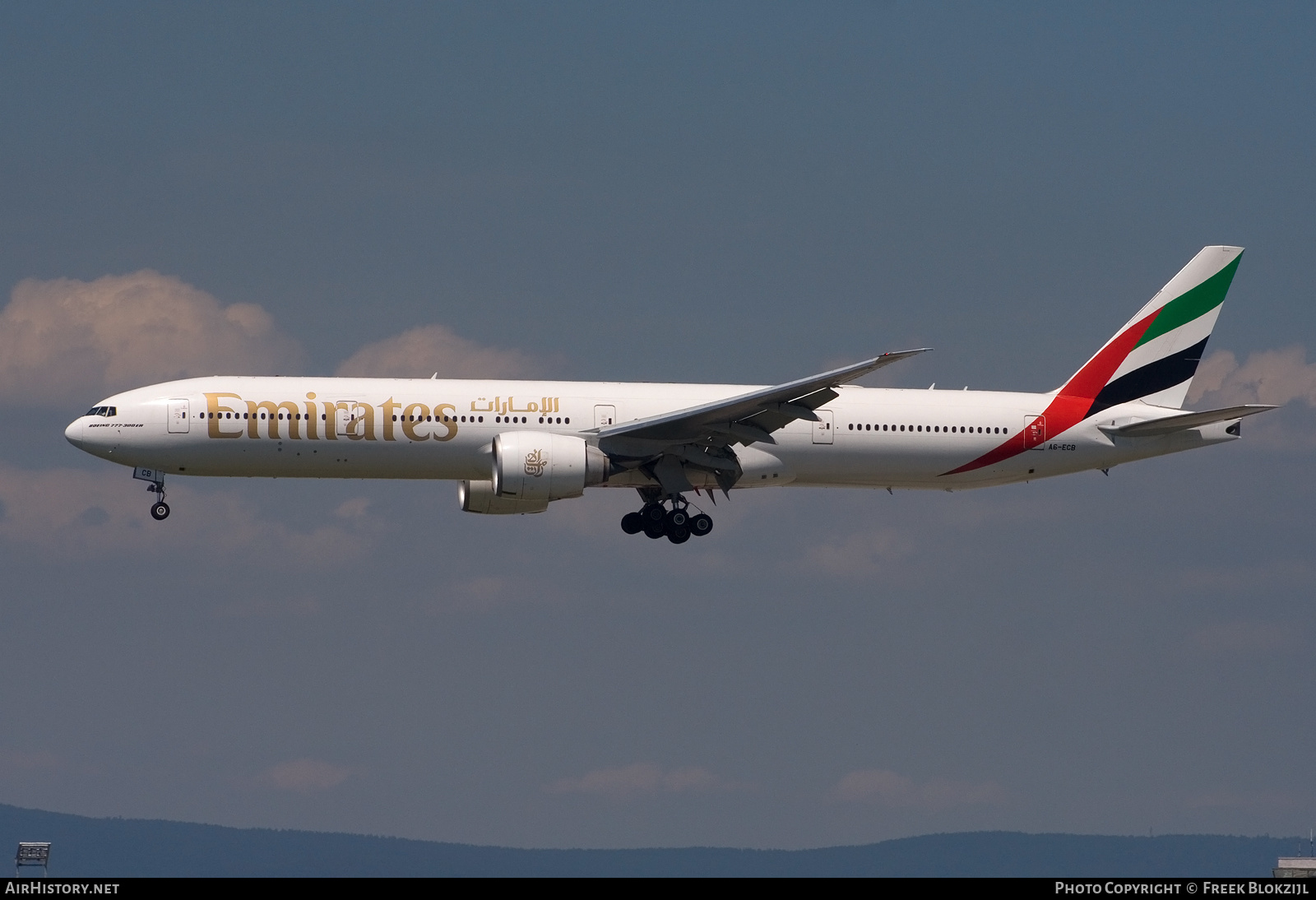 Aircraft Photo of A6-ECB | Boeing 777-31H/ER | Emirates | AirHistory.net #314170