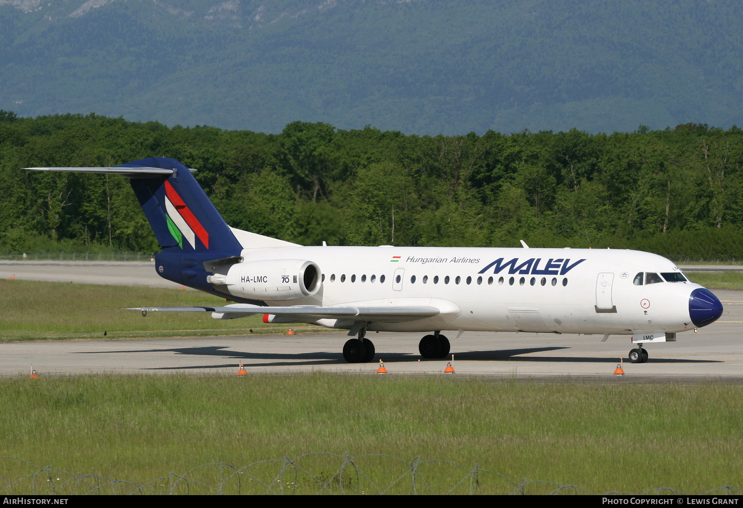 Aircraft Photo of HA-LMC | Fokker 70 (F28-0070) | Malév - Hungarian Airlines | AirHistory.net #314192