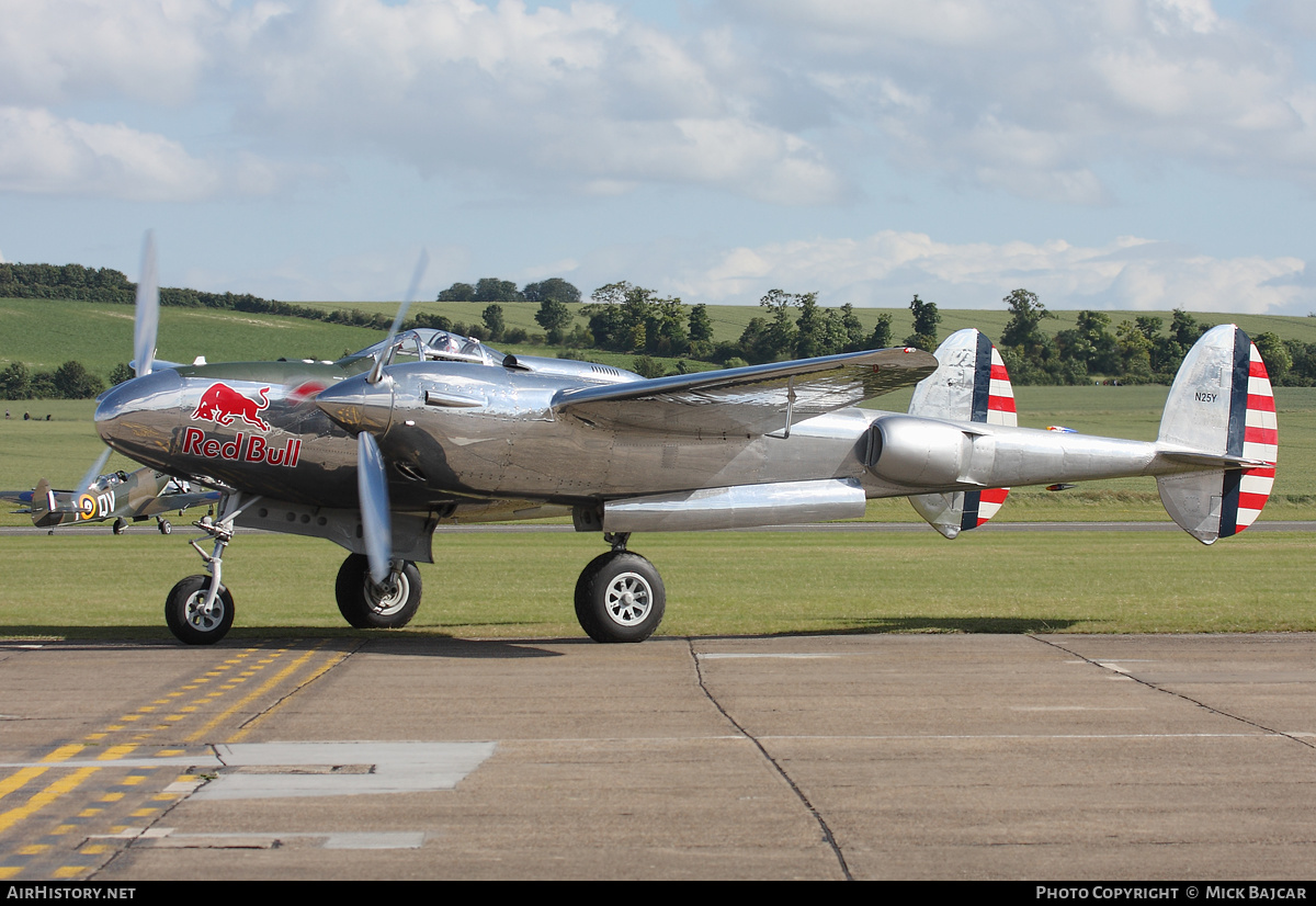 Aircraft Photo of N25Y | Lockheed P-38L Lightning | Red Bull | AirHistory.net #314265
