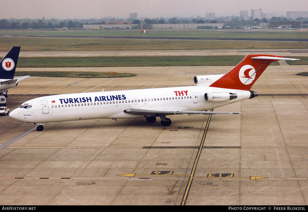 Aircraft Photo of TC-JBJ | Boeing 727-2F2/Adv | THY Türk Hava Yolları - Turkish Airlines | AirHistory.net #314289