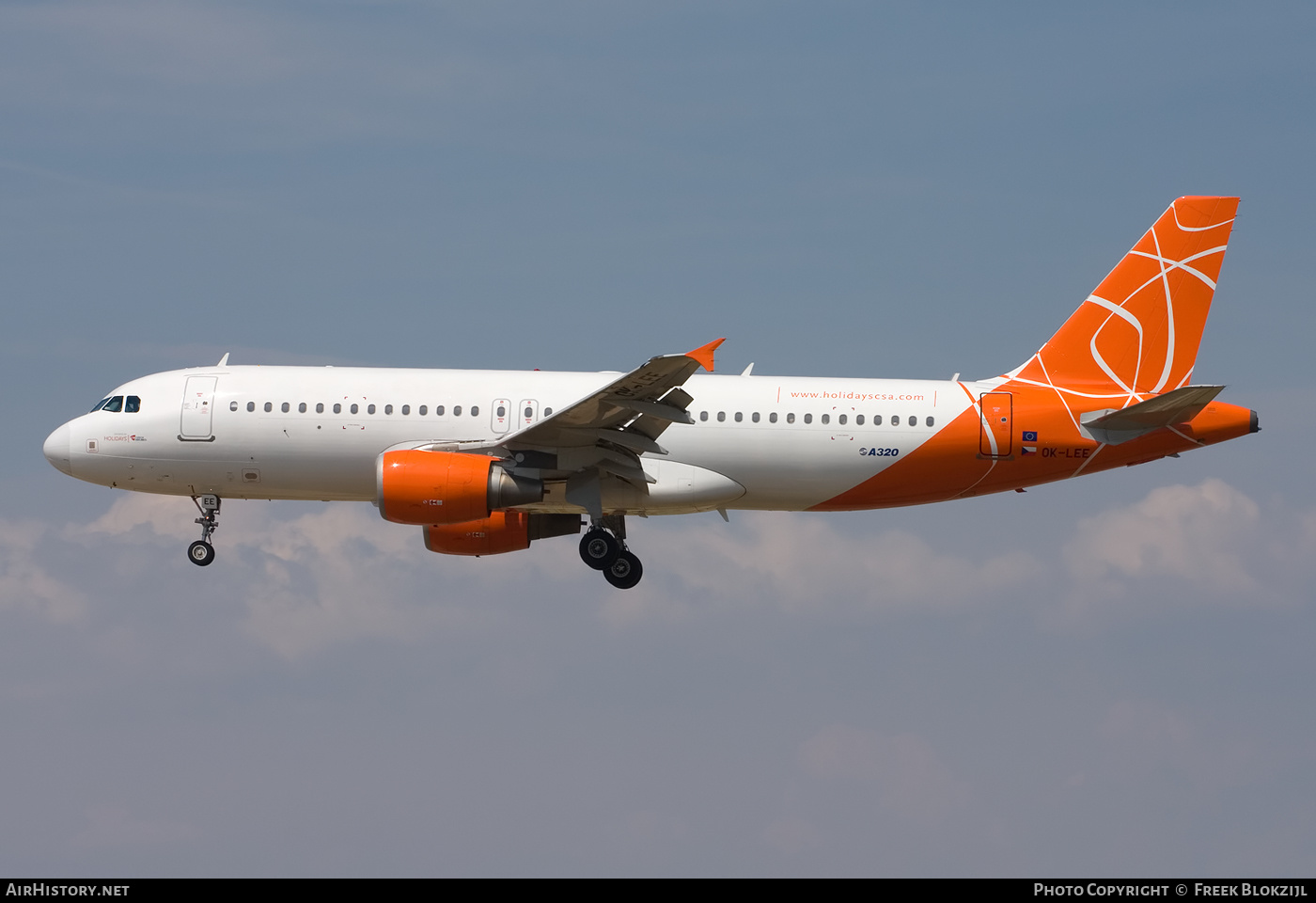 Aircraft Photo of OK-LEE | Airbus A320-214 | Holidays Czech Airlines | AirHistory.net #314294