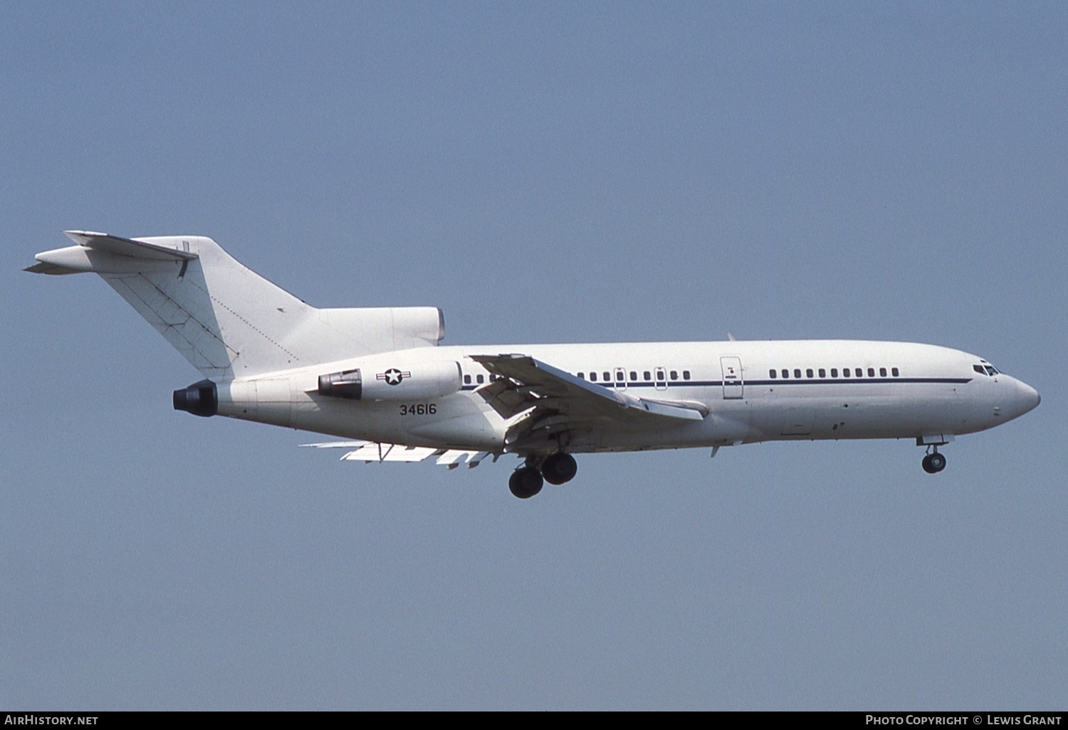 Aircraft Photo of 83-4616 / 34616 | Boeing C-22B (727-35) | USA - Air Force | AirHistory.net #314371