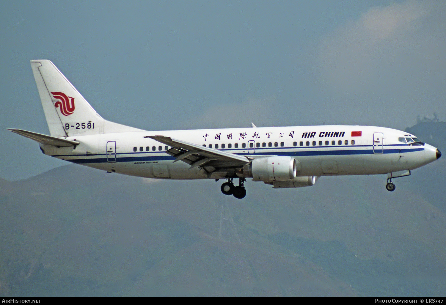 Aircraft Photo of B-2581 | Boeing 737-3J6 | Air China | AirHistory.net #314390